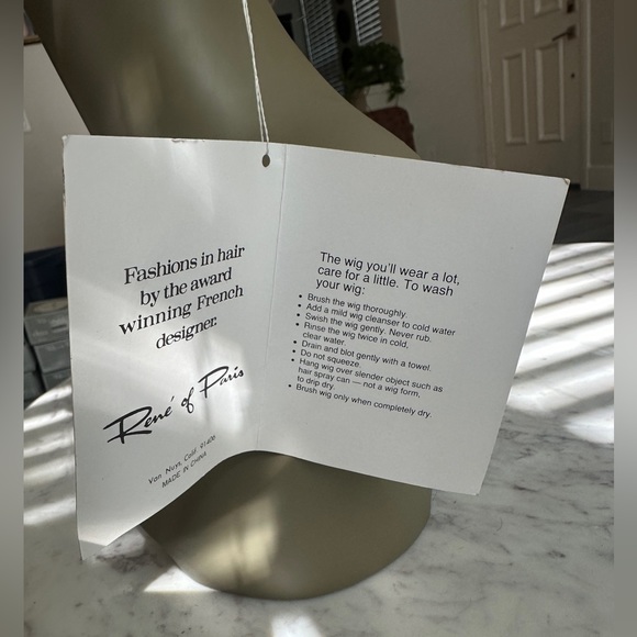 Rare Vintage Rene Of Paris Wig #448 BETH Color: 18 - Picture 7 of 12